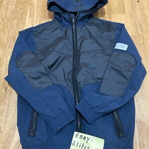 Nike Men's Blue and Gray air max Hooded Jacket sz small, new